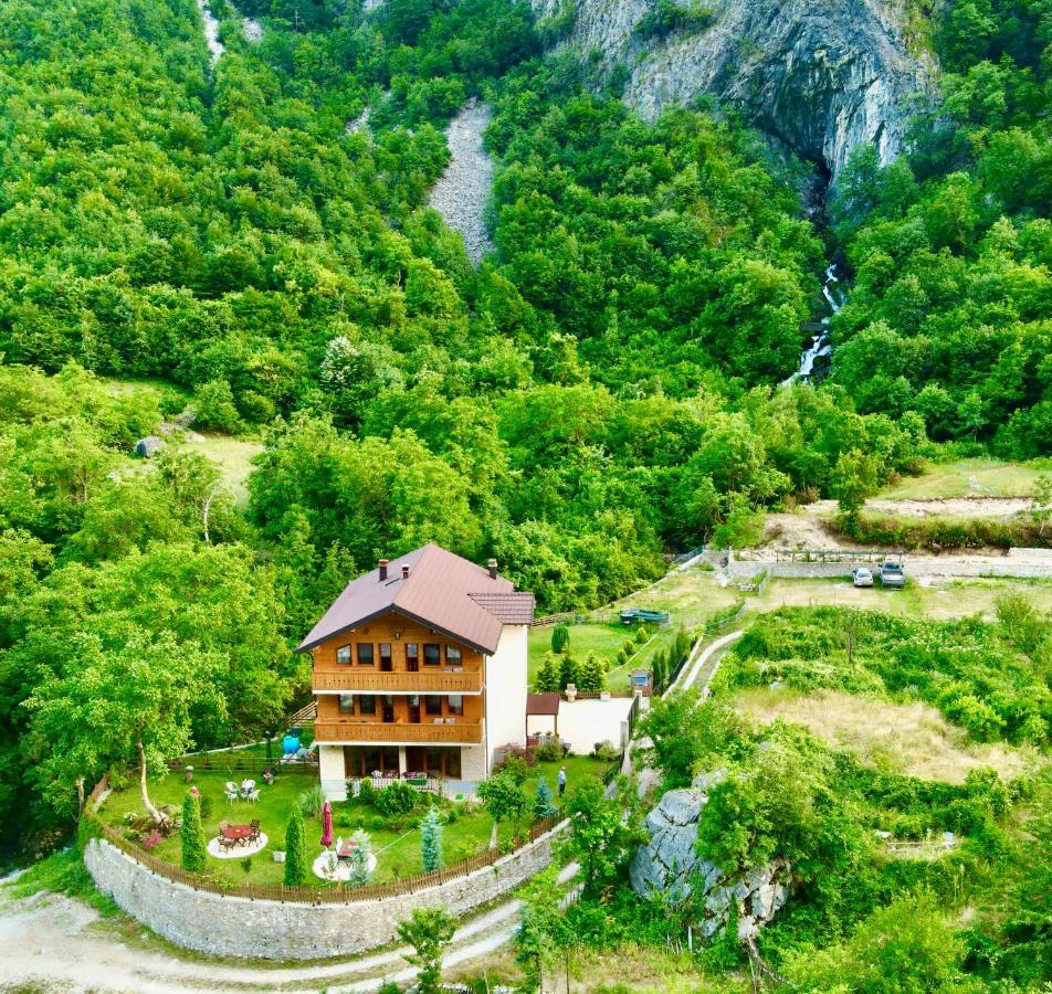 Vila Alexander B&B Valbone Dış mekan fotoğraf
