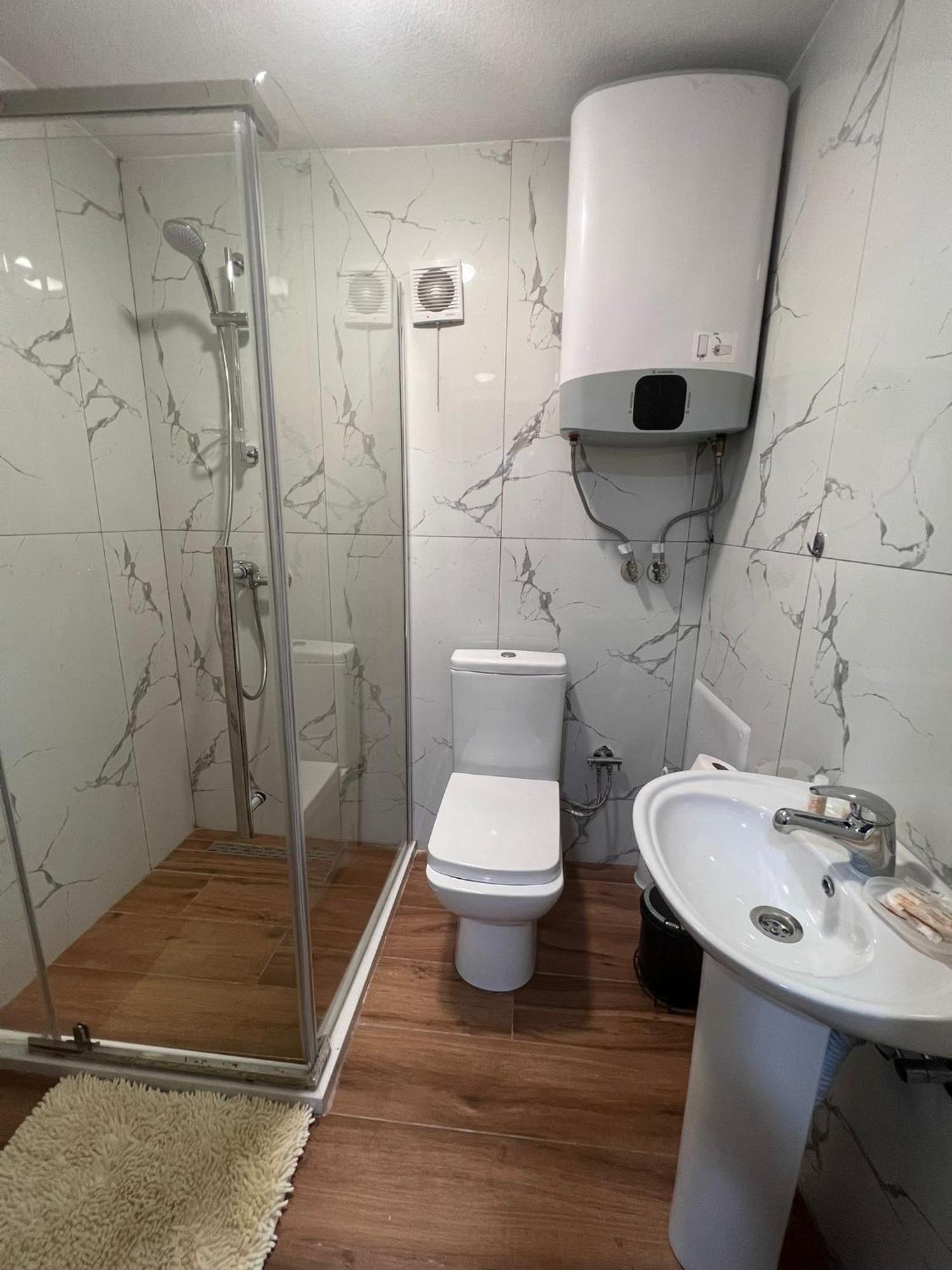Vila Alexander B&B Valbone Dış mekan fotoğraf