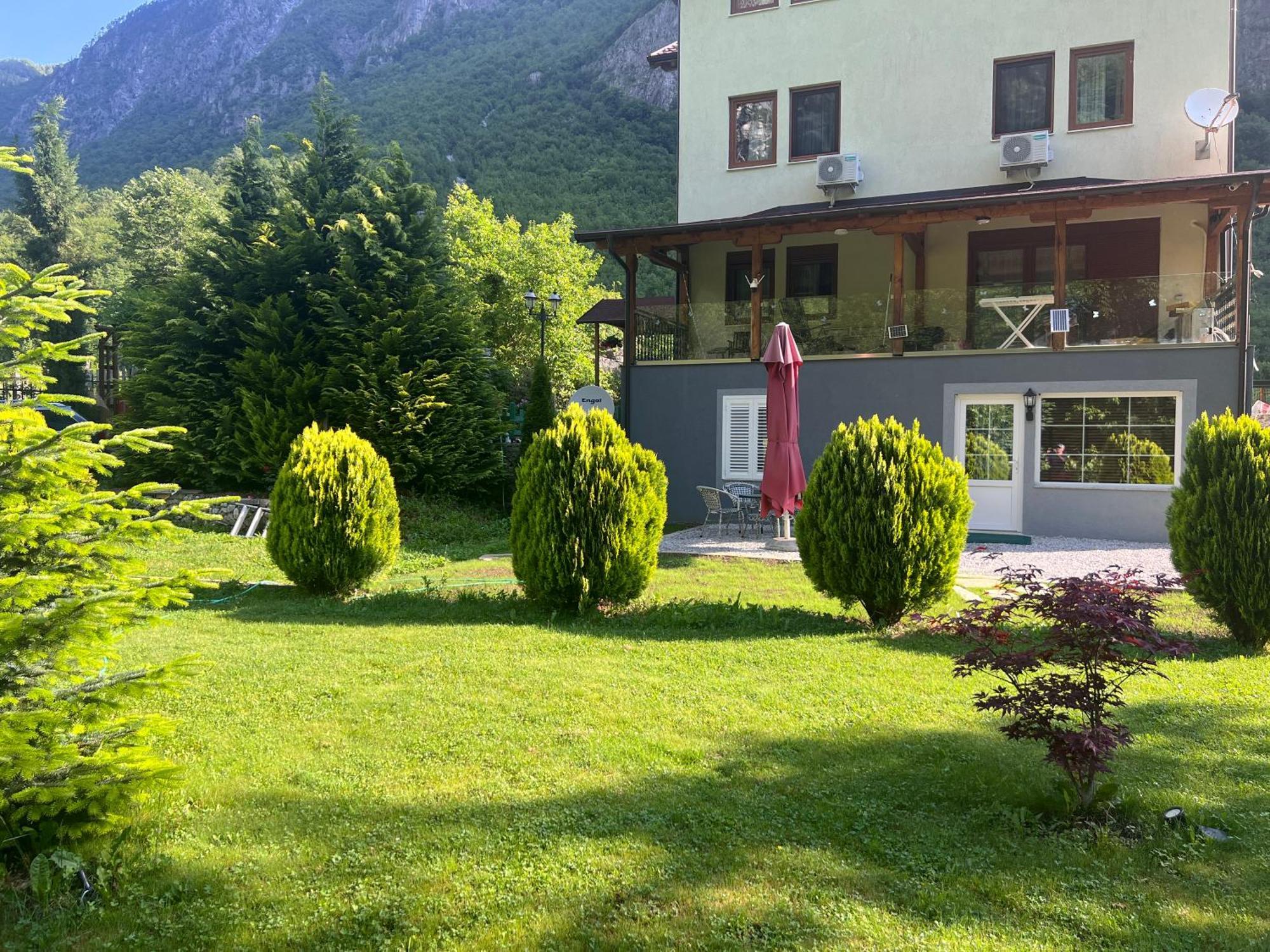 Vila Alexander B&B Valbone Dış mekan fotoğraf