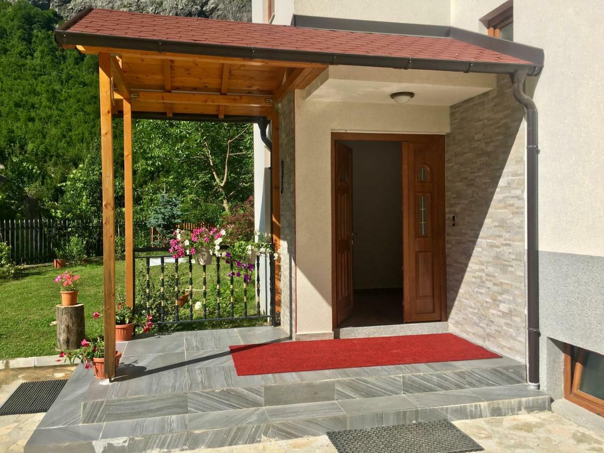 Vila Alexander B&B Valbone Dış mekan fotoğraf